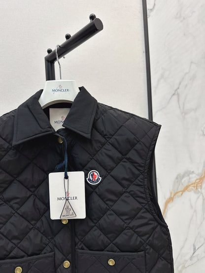 Monc  New Diamond-patterned lightweight lapel padded vest