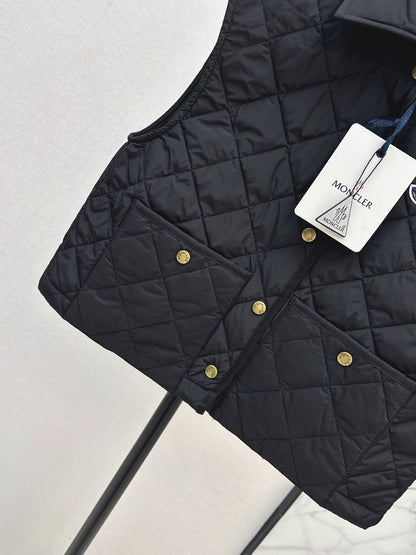 Monc  New Diamond-patterned lightweight lapel padded vest