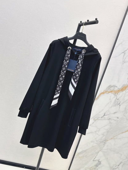Louis  New Hooded sweatshirt dress