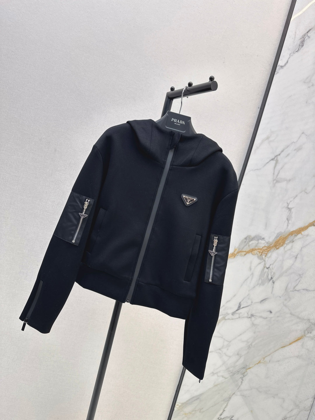 Pra  New Hooded zip-up jacket