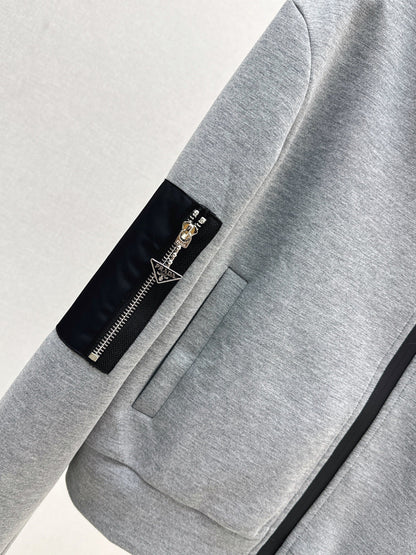Pra  New Hooded zip-up jacket