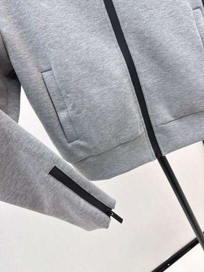 Pra  New Hooded zip-up jacket