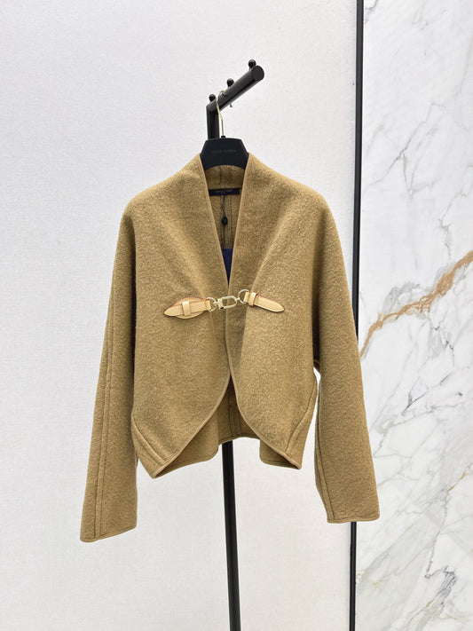 Louis  New cape jacket