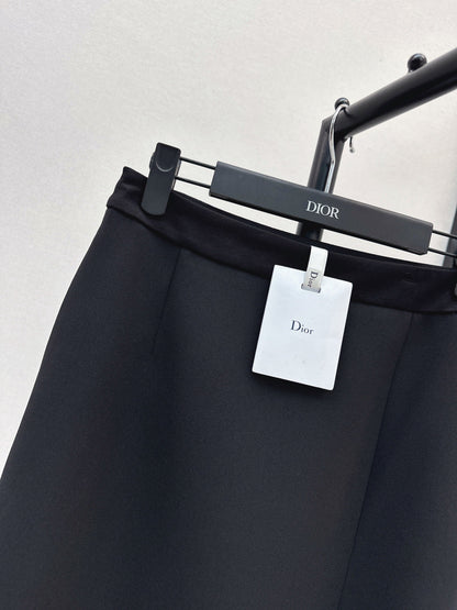 CD  New Hip-hugging slit skirt