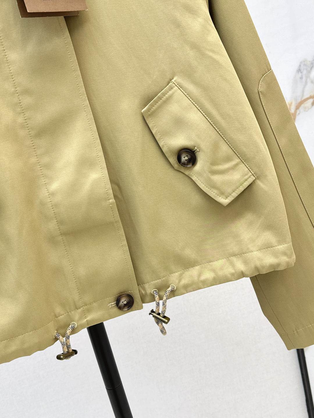 Bur New Hooded short windbreaker jacket