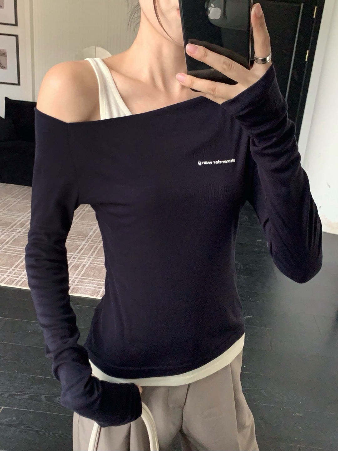 Miu New Fake two-piece design bottoming shirt