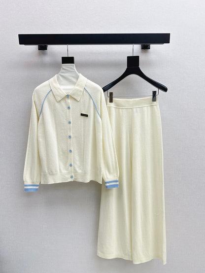 Miu New knitted suit