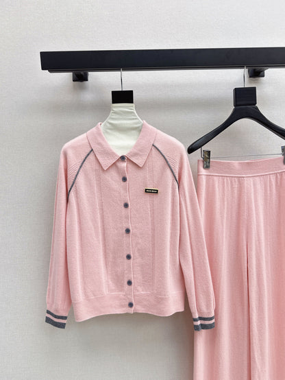 Miu New knitted suit
