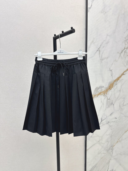 Monc New pleated skirt