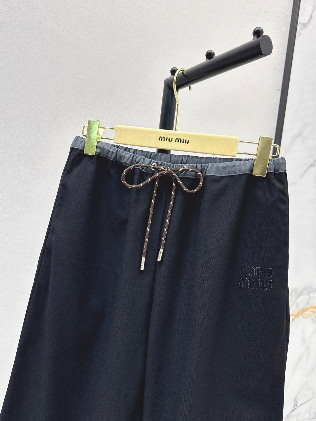Miu New drawstring straight-leg pants