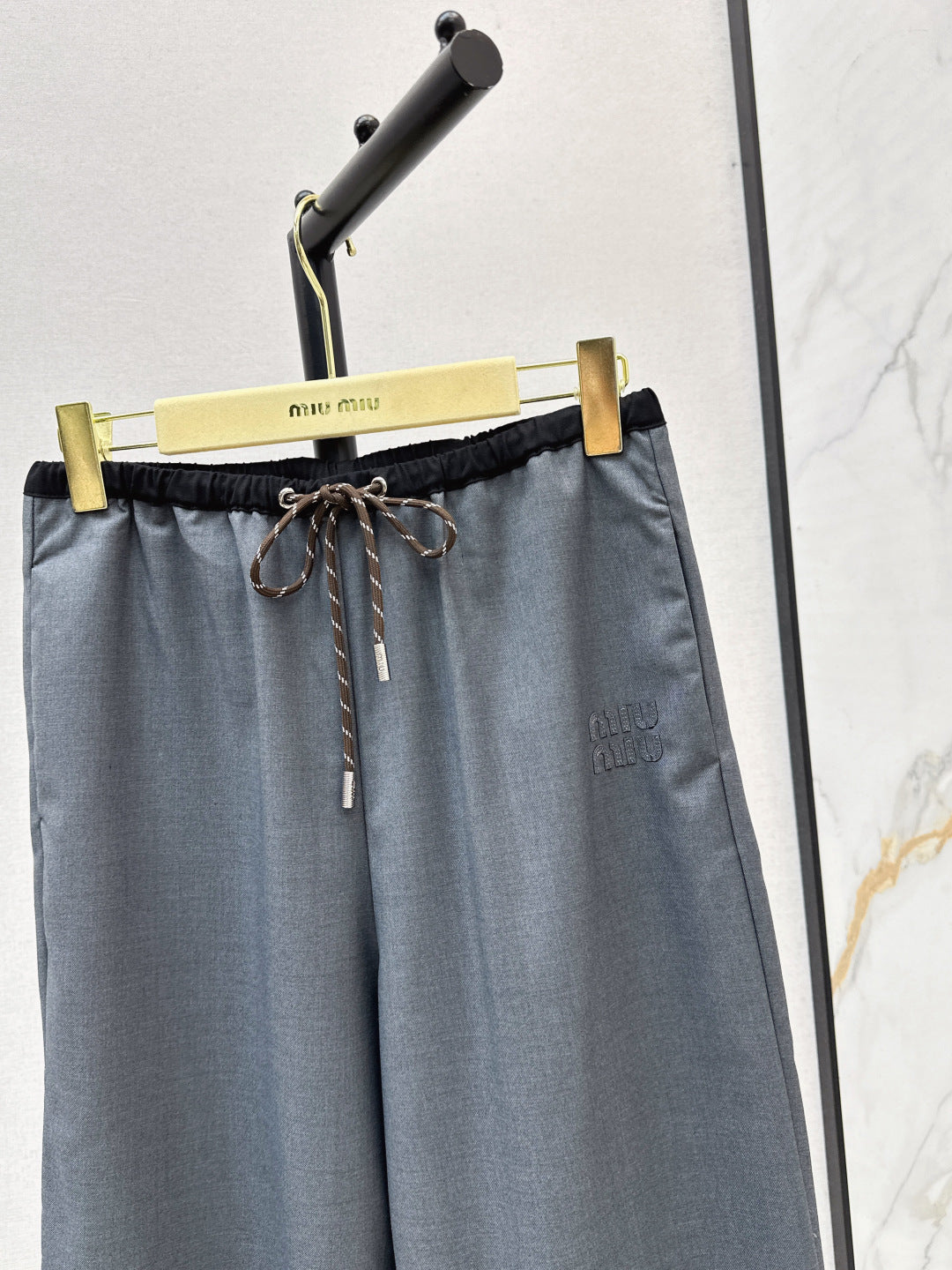 Miu New drawstring straight-leg pants