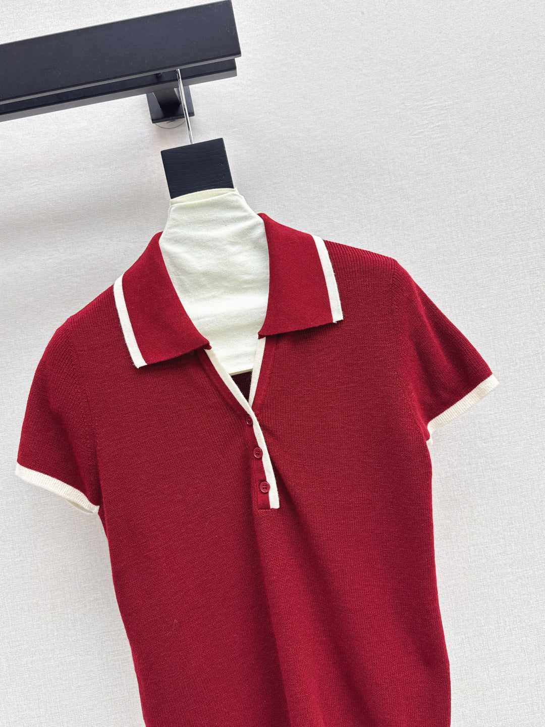 Max New short-sleeved sweater