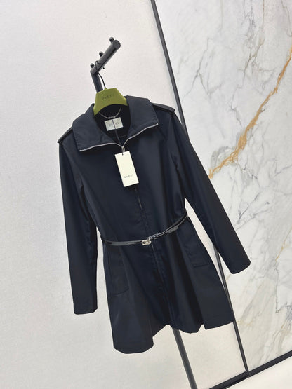 Guc New mid-length trench coat