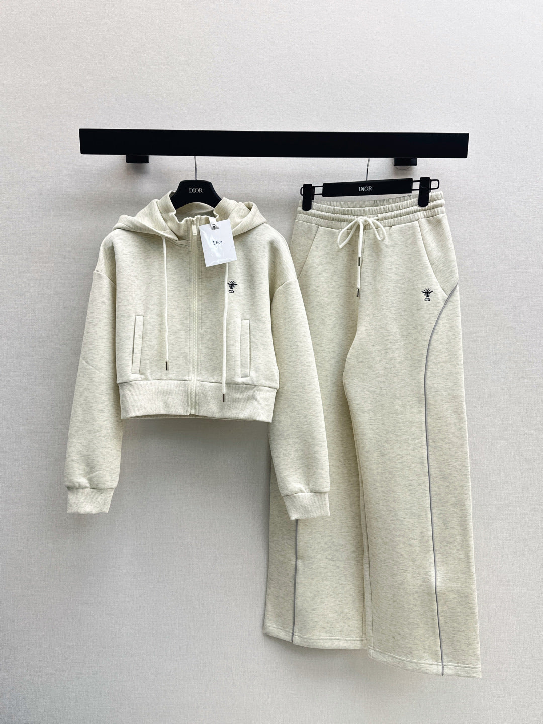 CD New classic logo set