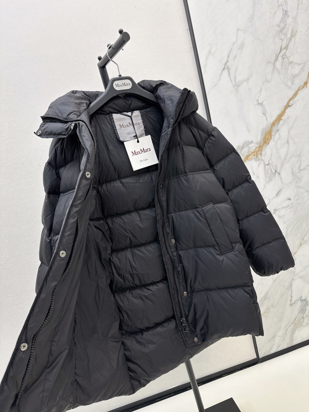 Max New hooded mid-length down jacket