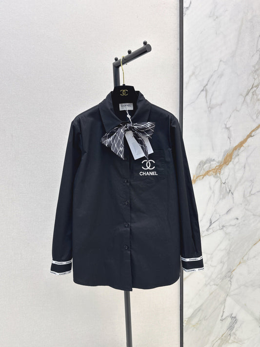 Chan New scarf-decorated shirt