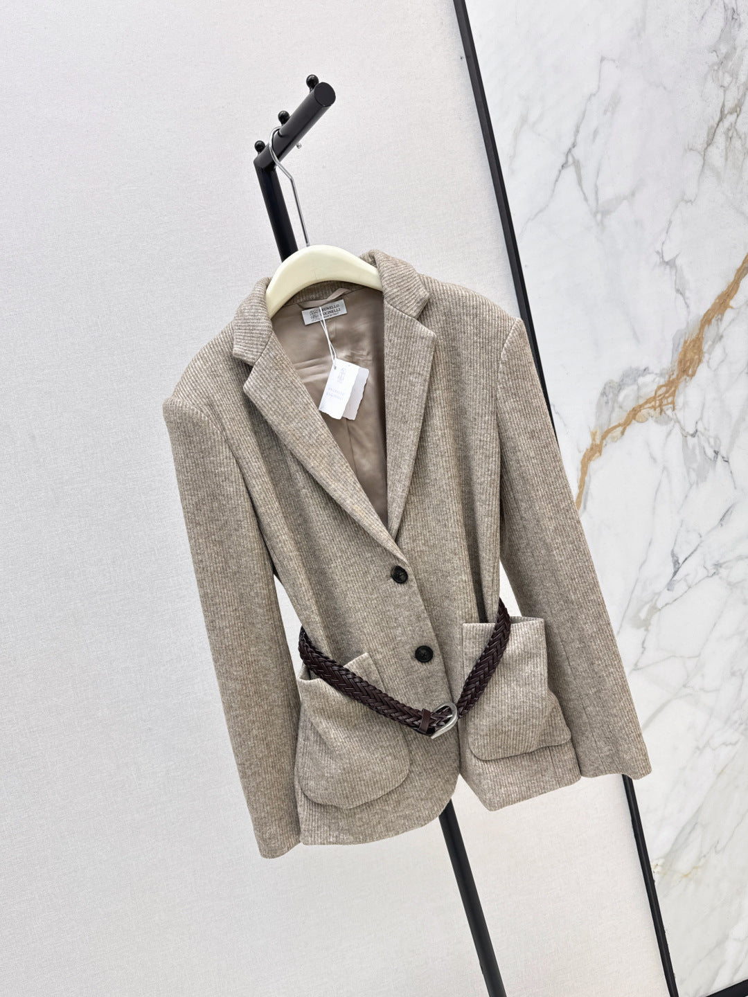 Brune New belt blazer