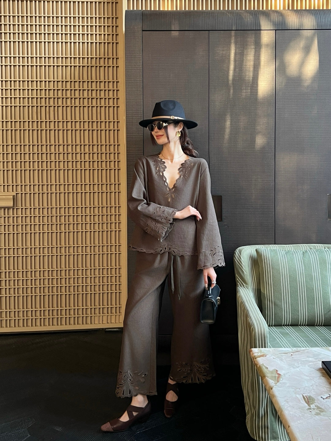 Max New embroidery suit