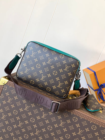 New 💯 ladies' bags