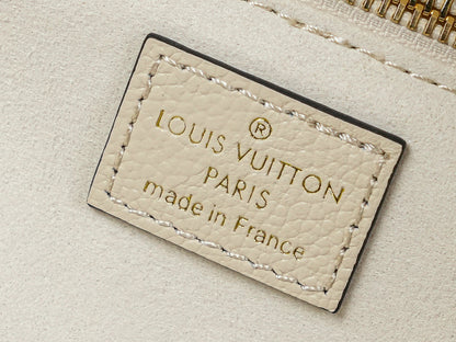 New 💯 ladies' bags