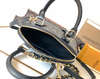 New 💯 ladies' bags