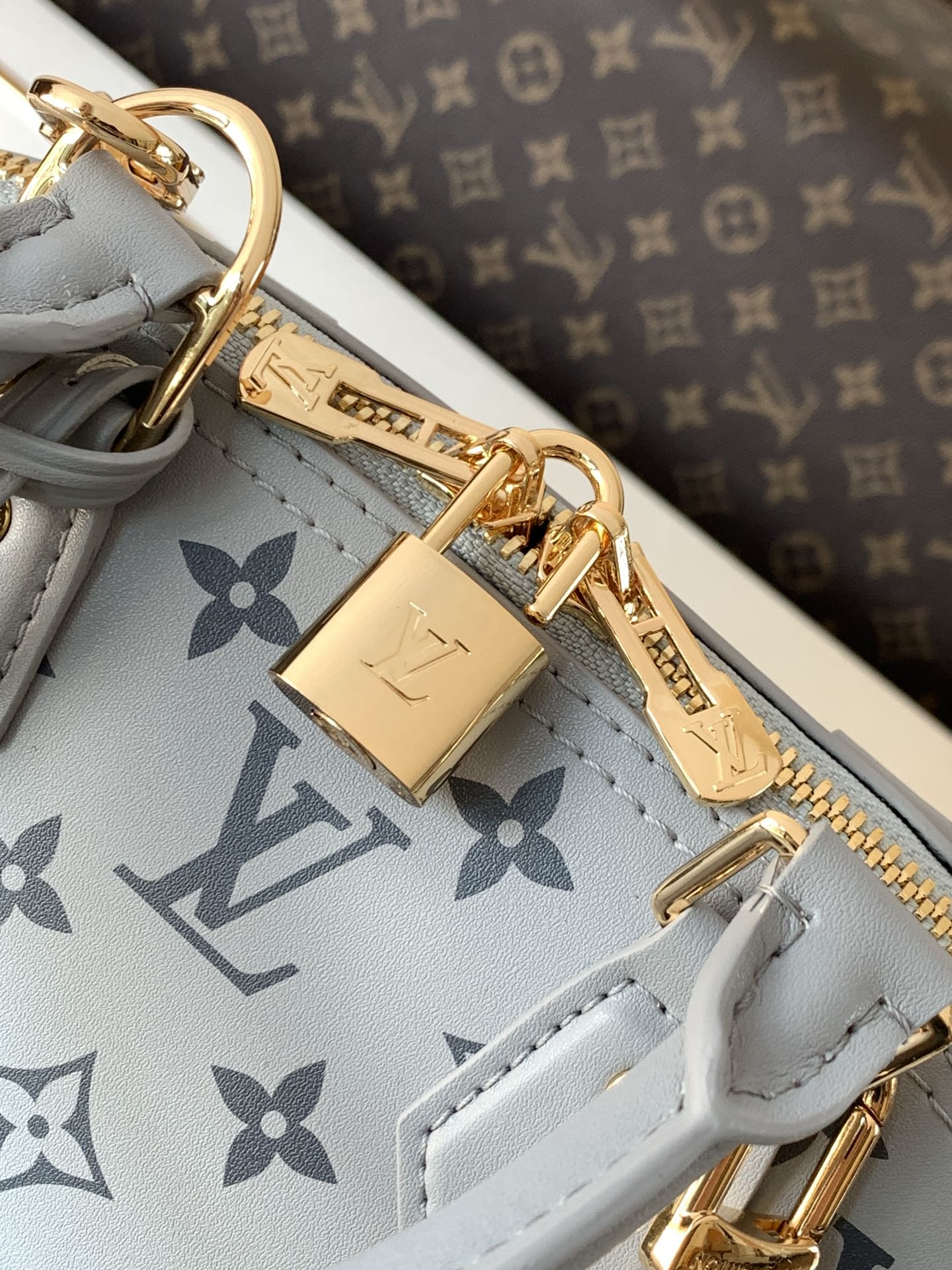 New 💯 ladies' bags