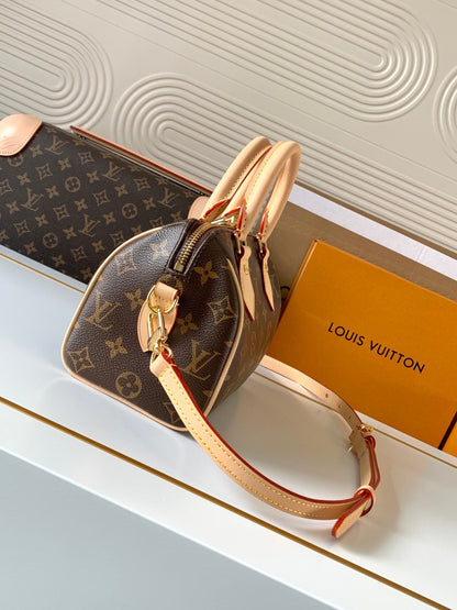 New 💯 ladies' bags