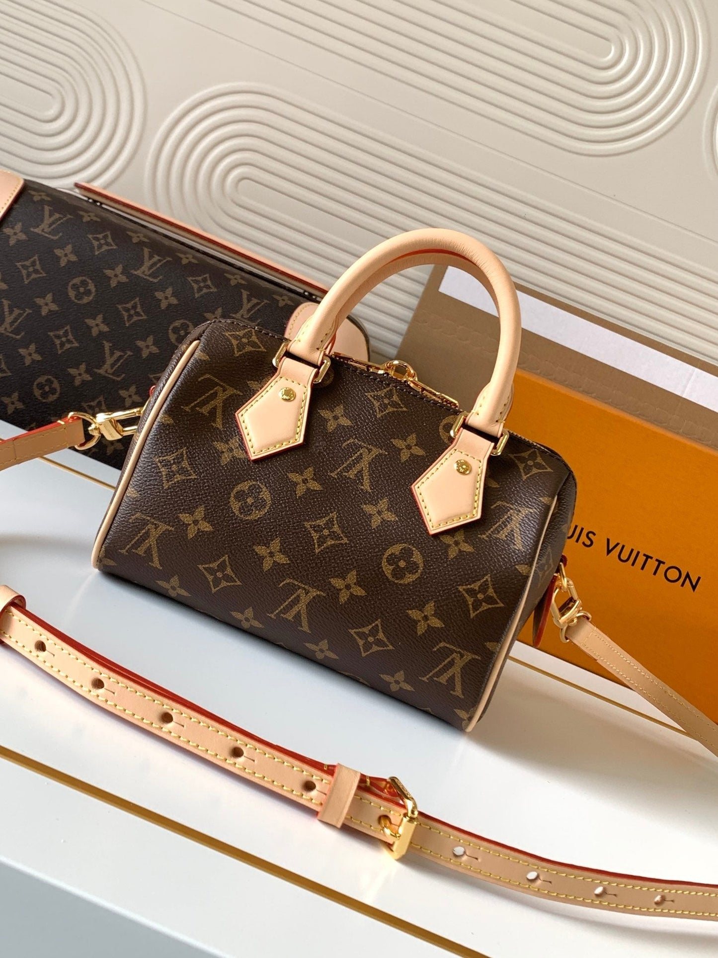 New 💯 ladies' bags