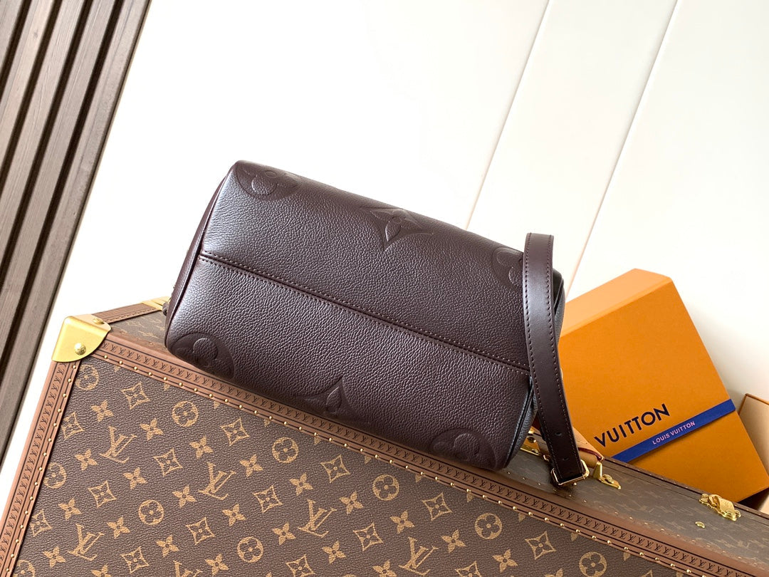 New 💯 ladies' bags