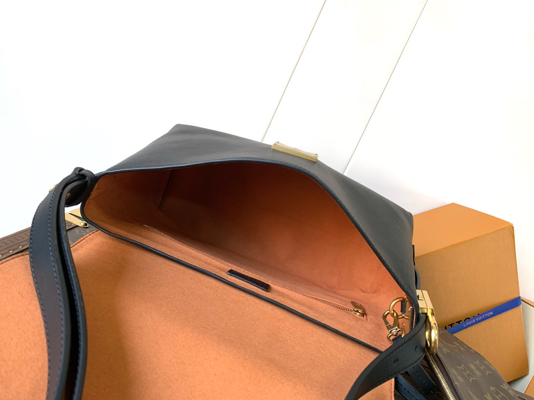 New 💯 ladies' bags