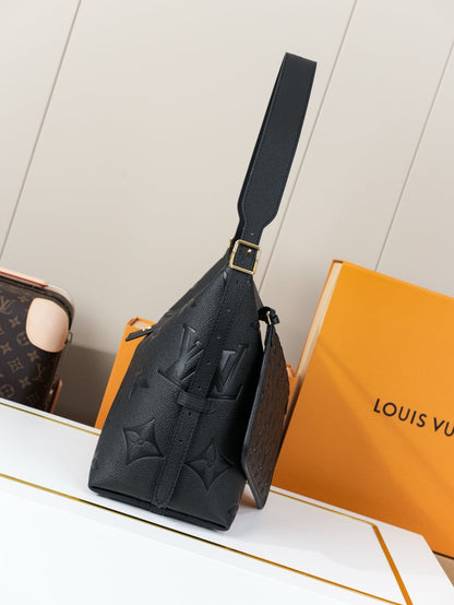 New 💯 ladies' bags