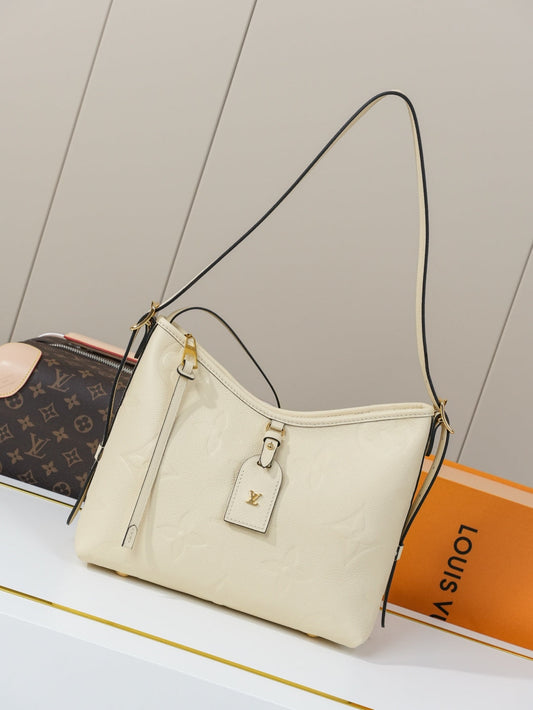 New 💯 ladies' bags