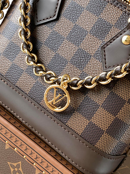 New 💯 ladies' bags