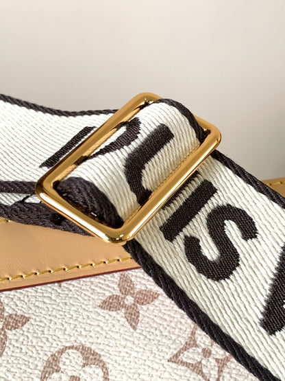 New 💯 ladies' bags