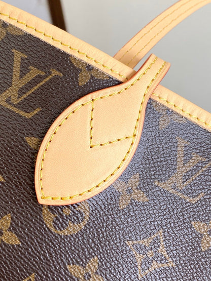 New 💯 ladies' bags