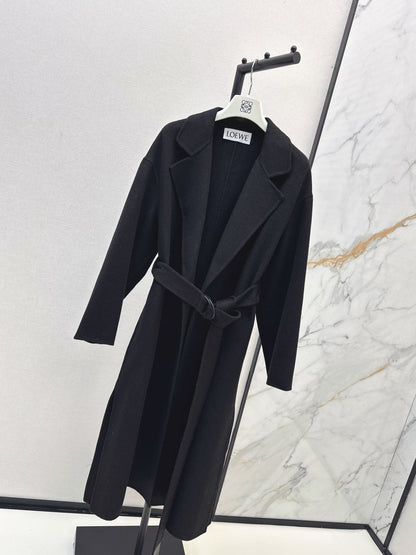 Loe New Belted coat