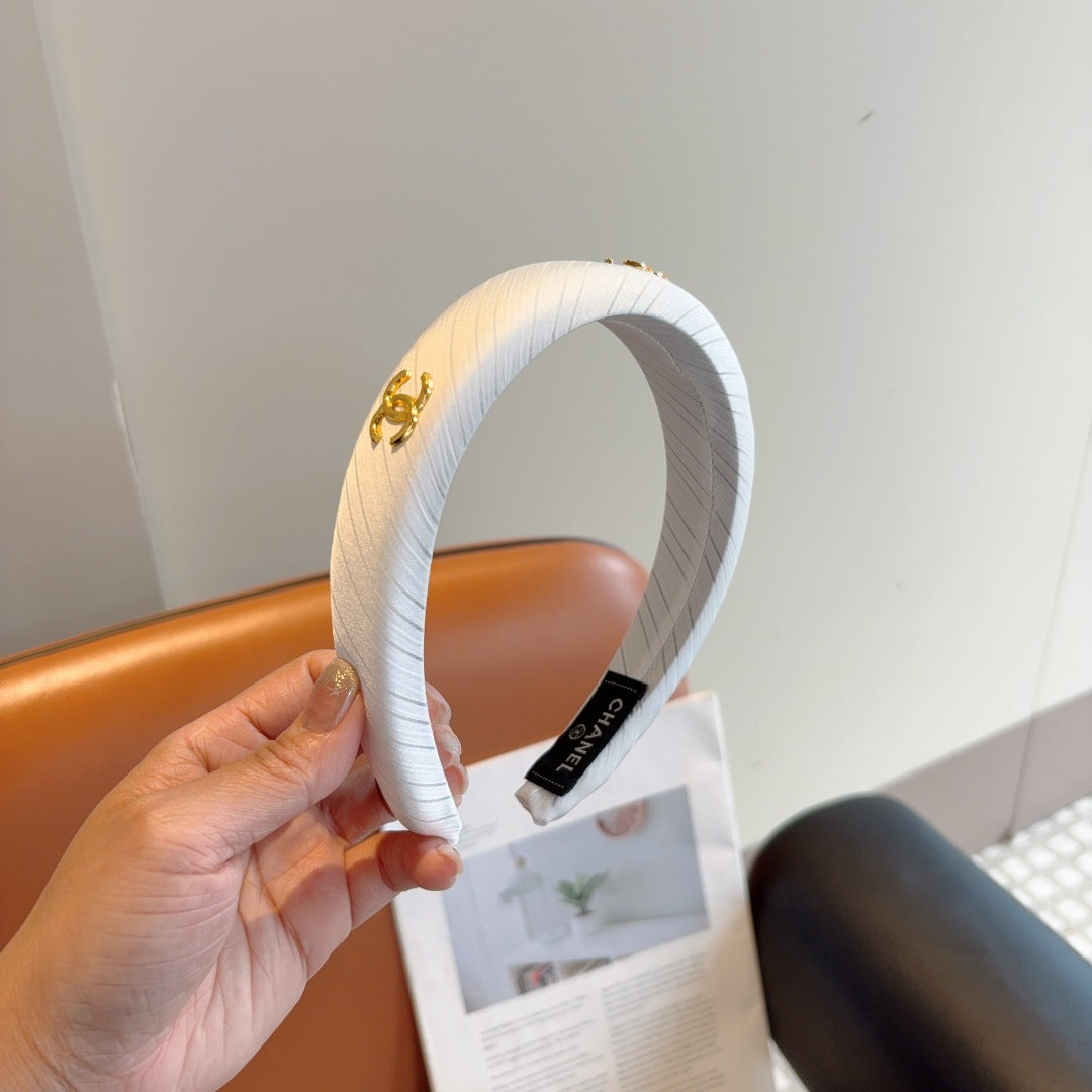 Chan new retro exquisite letter headband