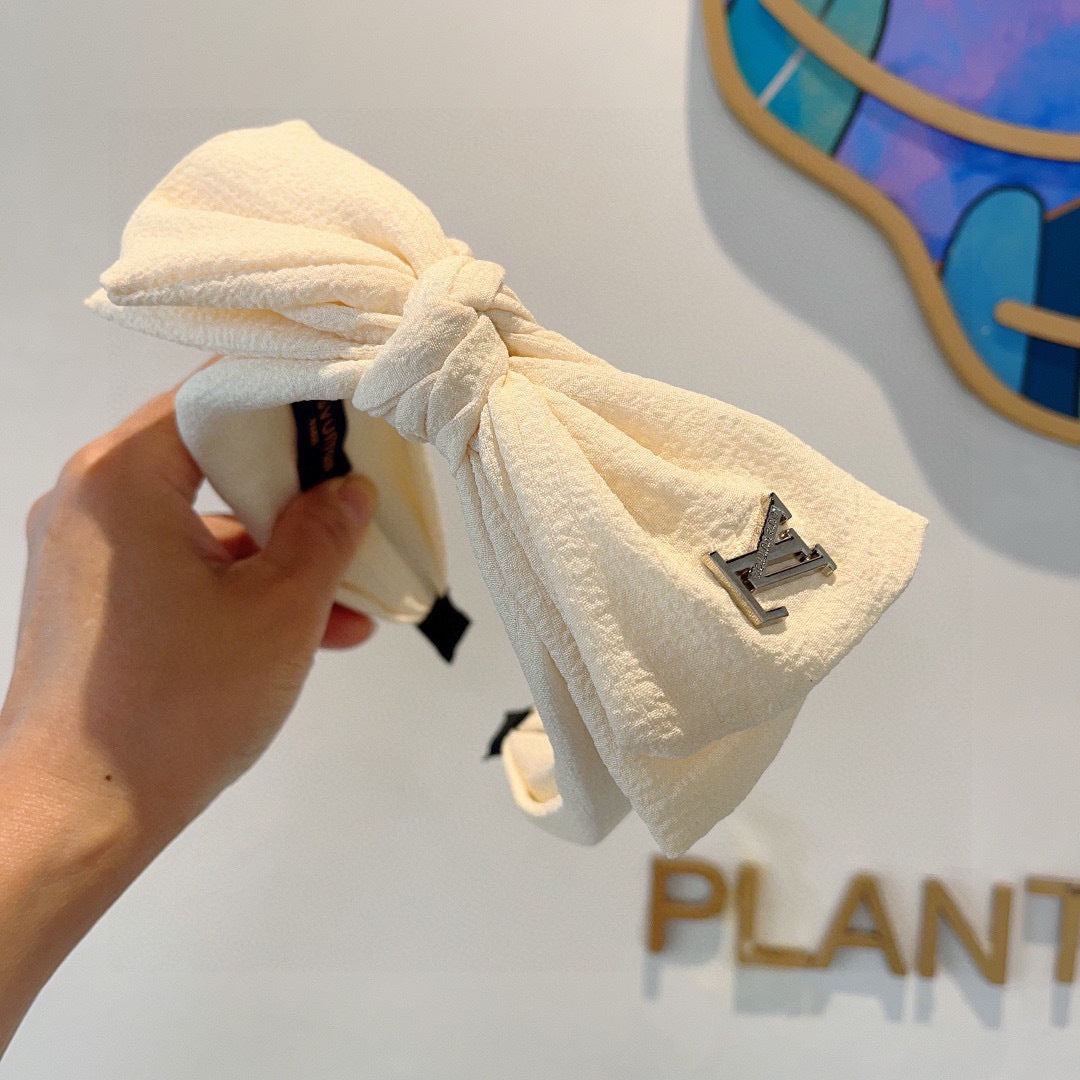 Louis hot new wide bow headband