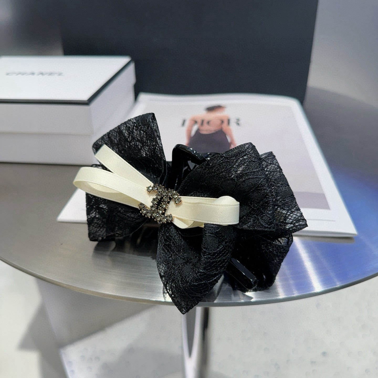 Chan New small fragrant gripper