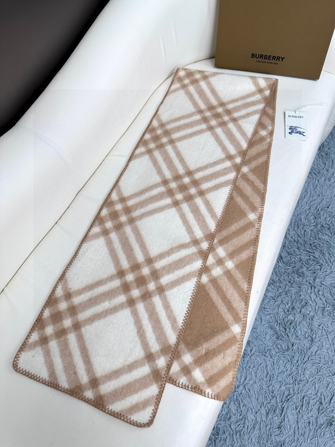 Bur classic wool scarf