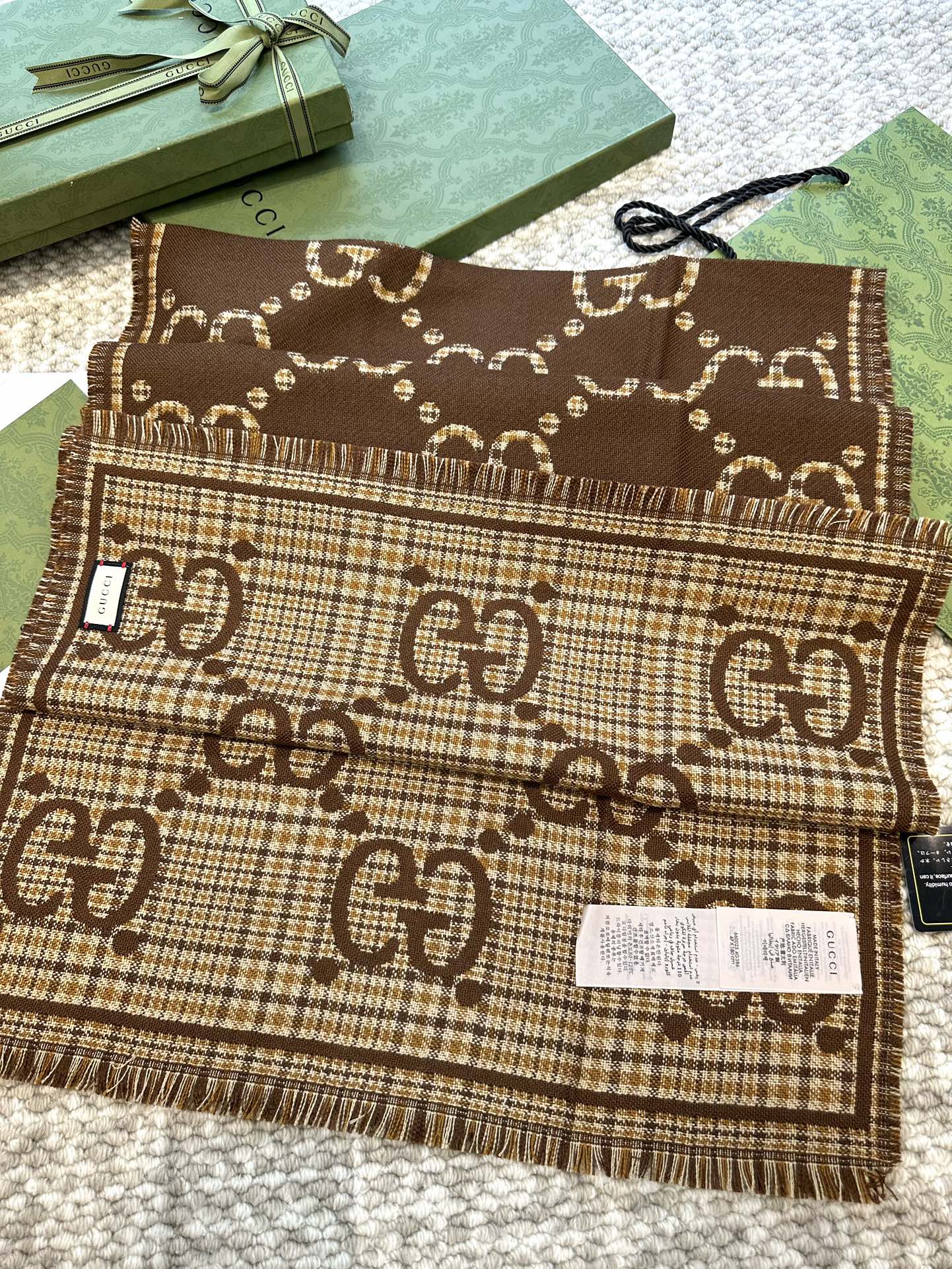 Guc classic double G printed cashmere scarf