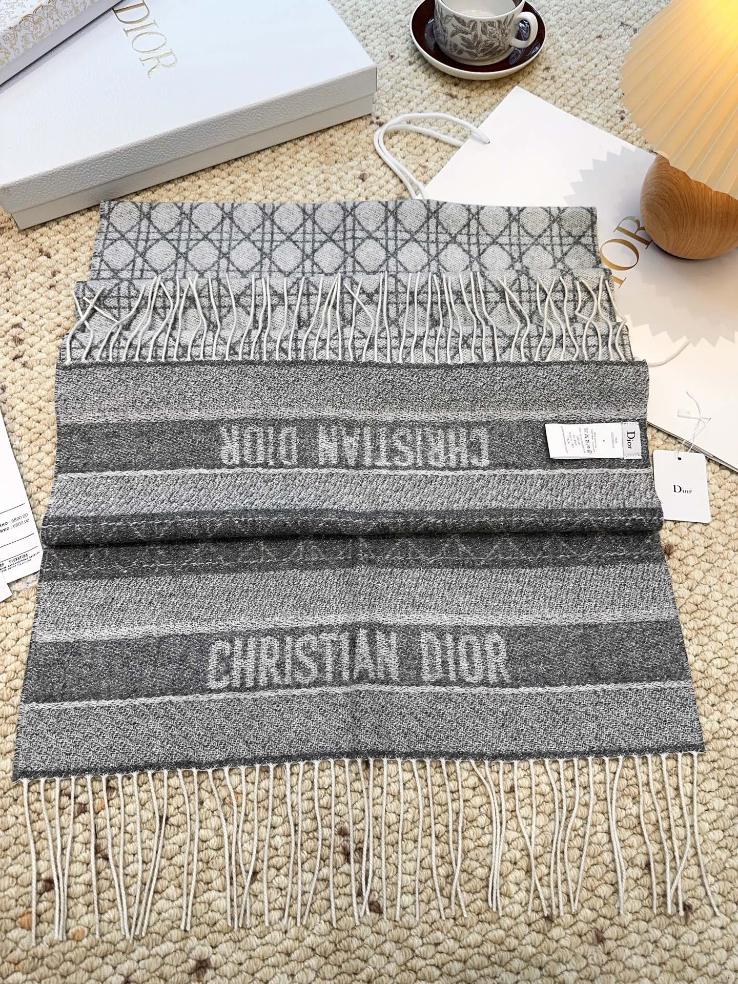 CD New style 100% cashmere scarf with cannage pattern