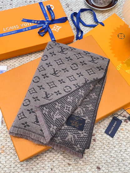 Louis classic scarf