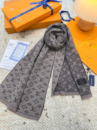 Louis classic scarf