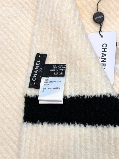 Chan classic woven wool scarf