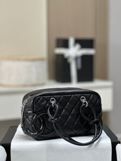 New 💯 ladies' bags