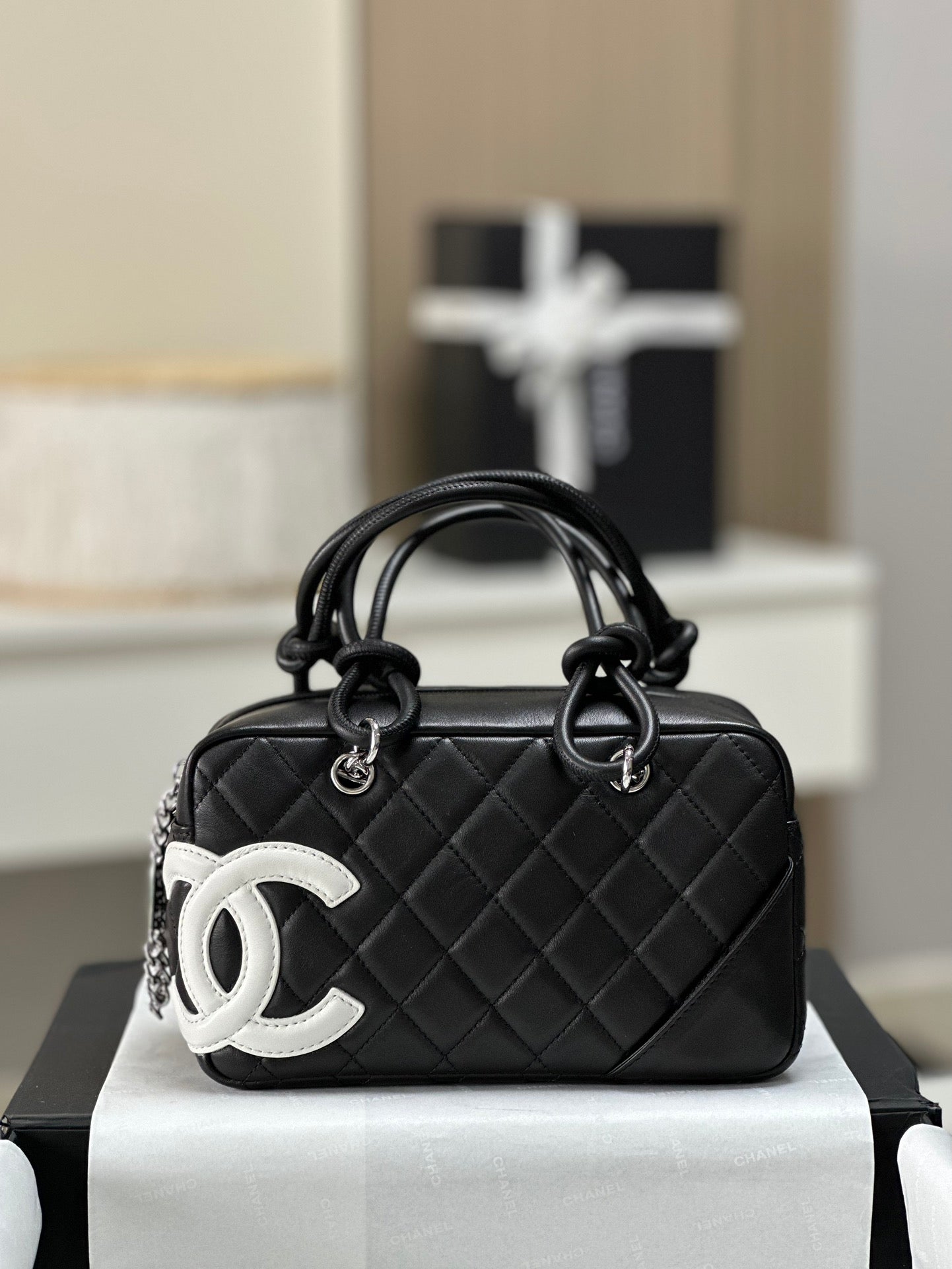 New 💯 ladies' bags