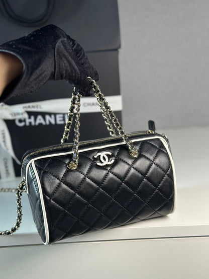 New 💯 ladies' bags