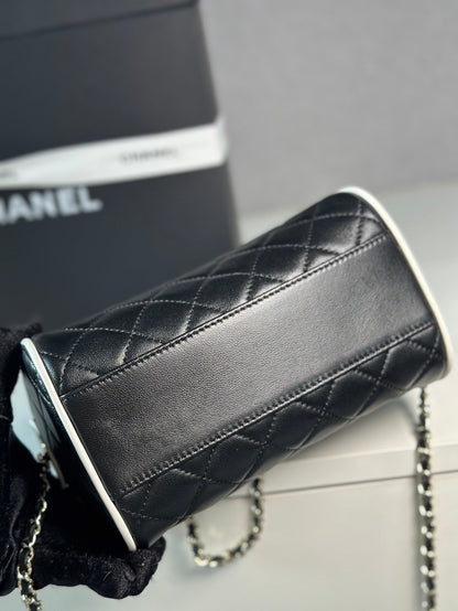 New 💯 ladies' bags