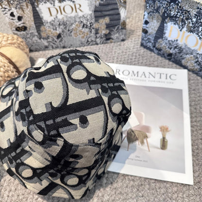 CD classic aged bucket hat